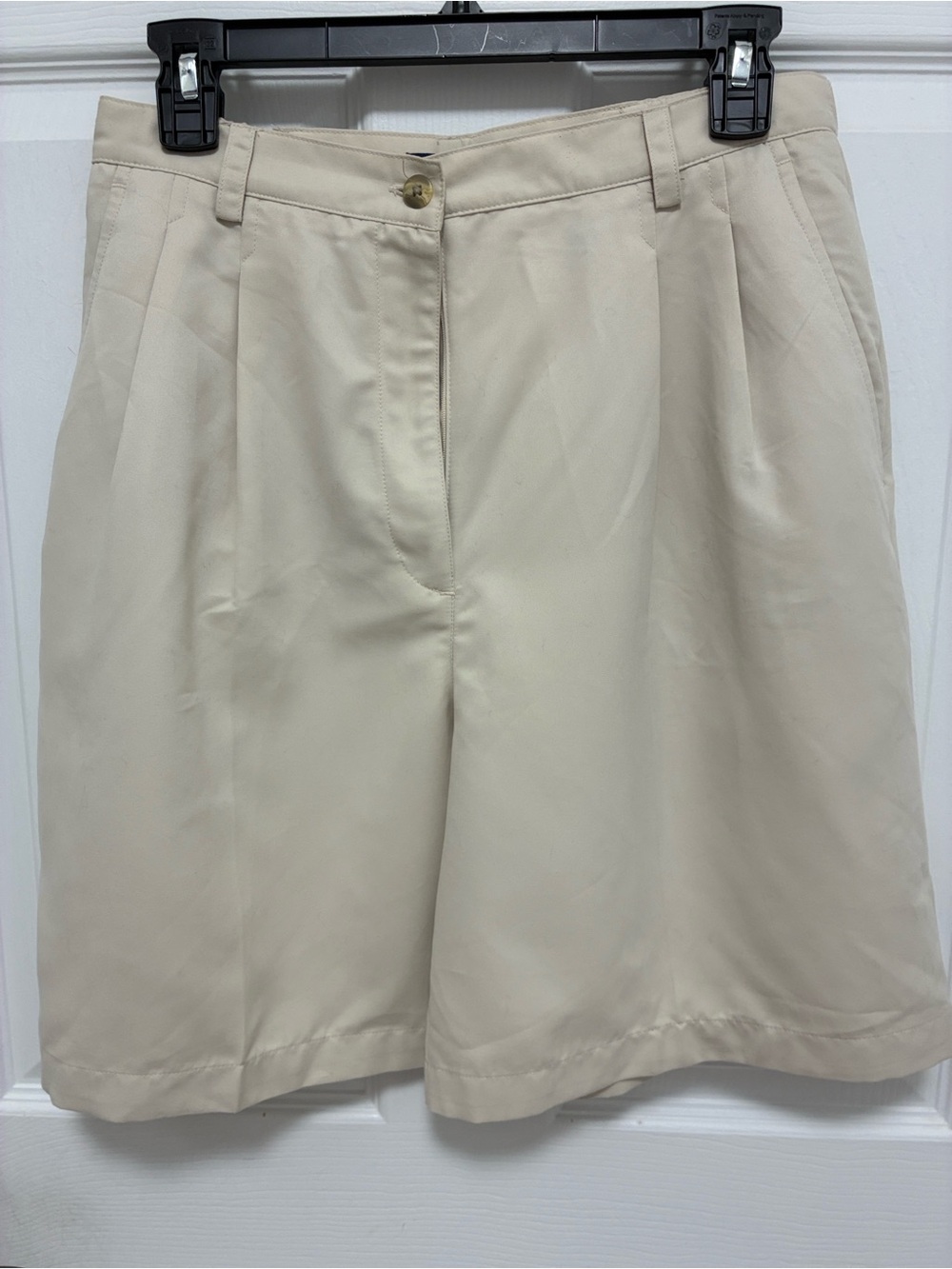 Woman’s Classic Beige Shorts
